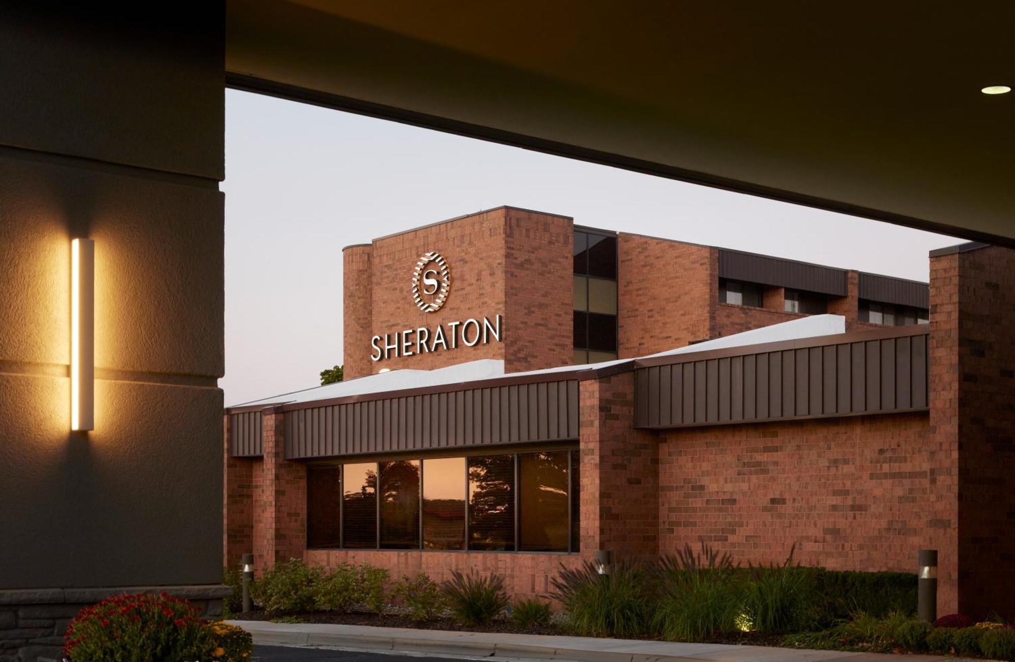 Sheraton Grand Rapids Airport Hotel Cascade المظهر الخارجي الصورة
