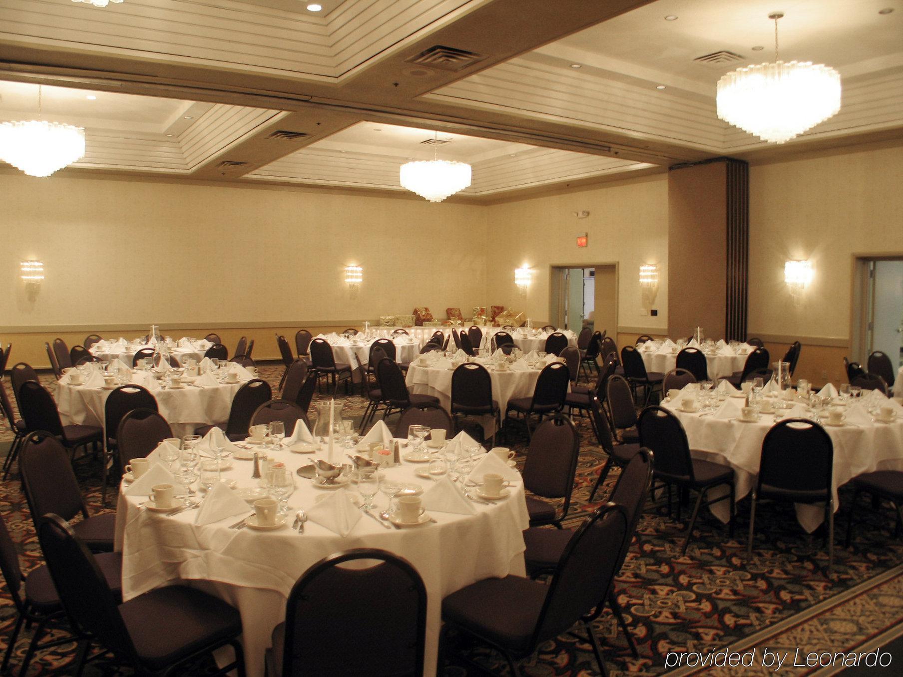 Sheraton Grand Rapids Airport Hotel Cascade المظهر الخارجي الصورة